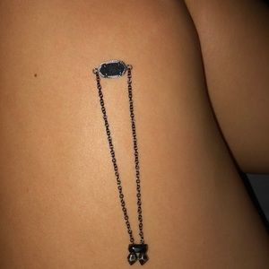 Black Kendra Scott bracelet